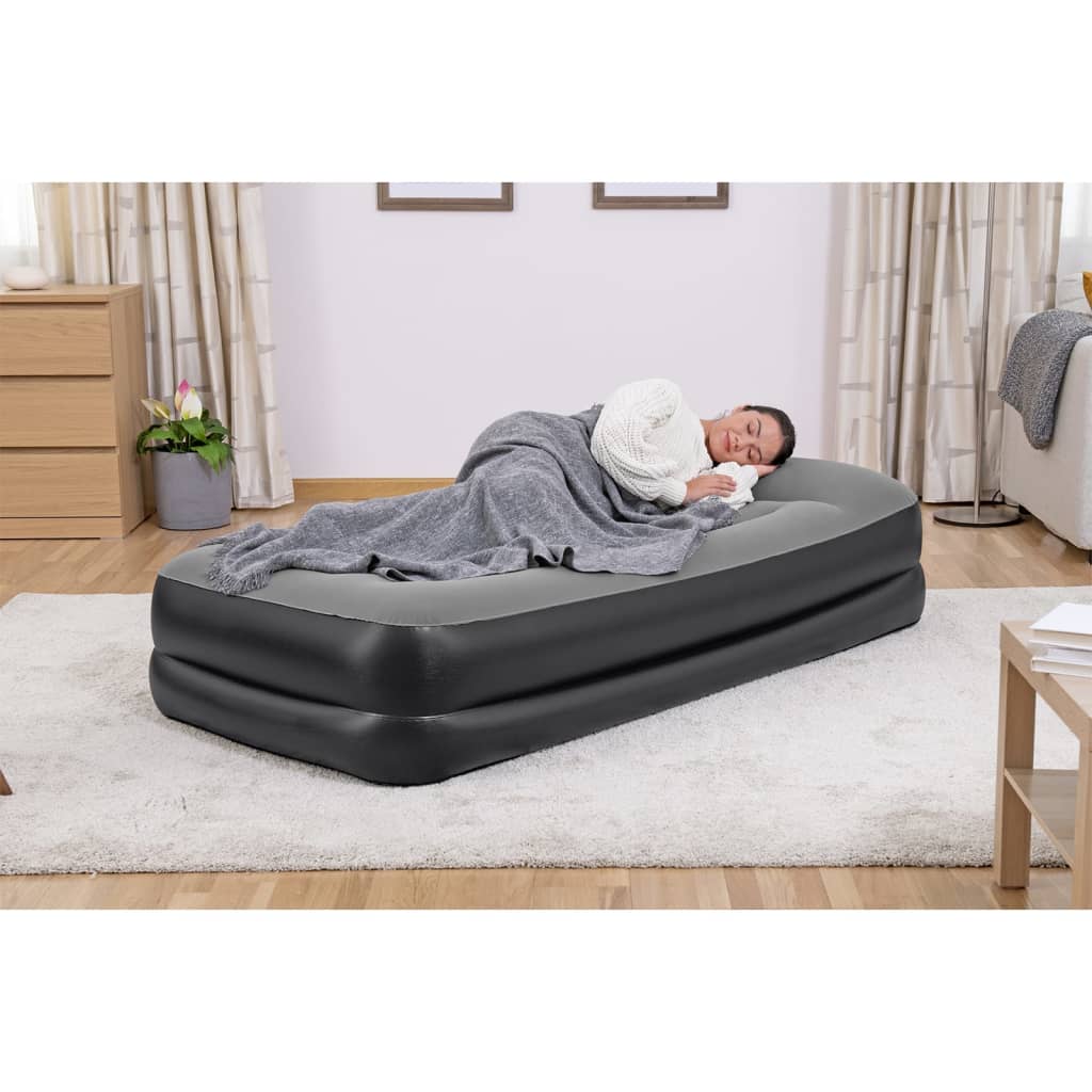 Bestway Luftbett mit integrierter Pumpe