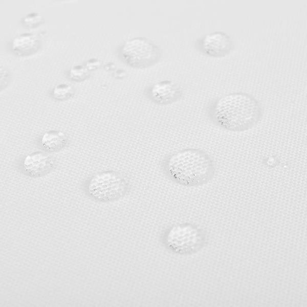 5 white tablecloths 130 x 130 cm