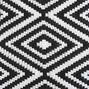 vidaXL Outdoor Rug ARAKIL White and Black 190x290 cm PP