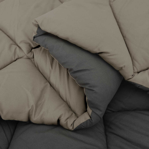 vidaXL Winter Duvet Light Grey and Anthracite 200 x 200 cm Microfiber