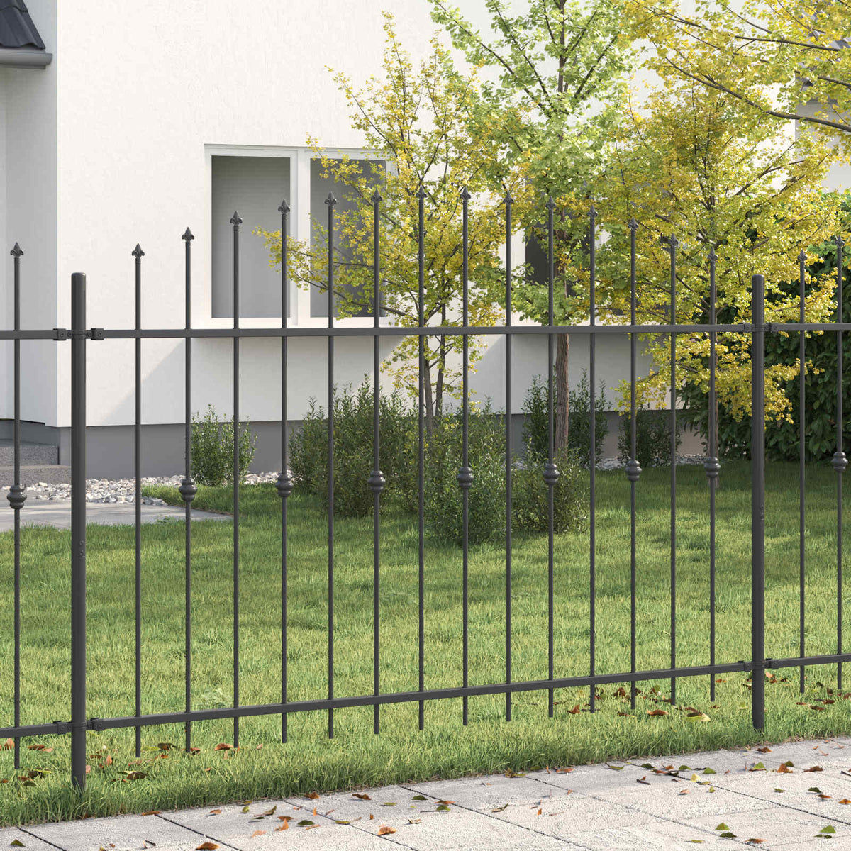 Schwarzer Spike Zaun Asten